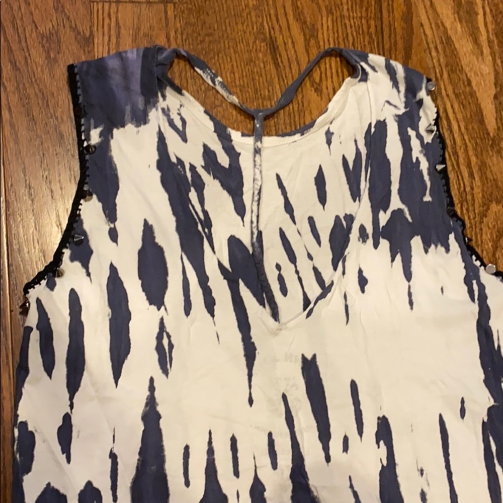 Cropped Top - Picture 3 of 3